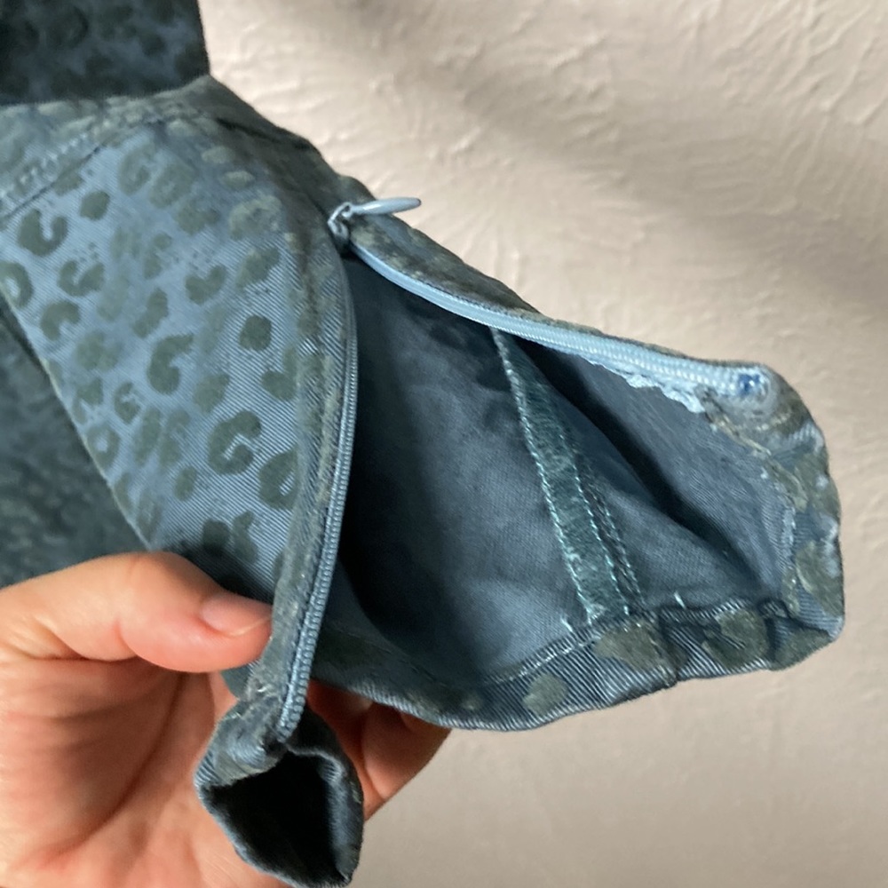 Pilcro And The Letterpress Blue Velvet Leopard Print Pants Women's Size … - Picture 6 of 16